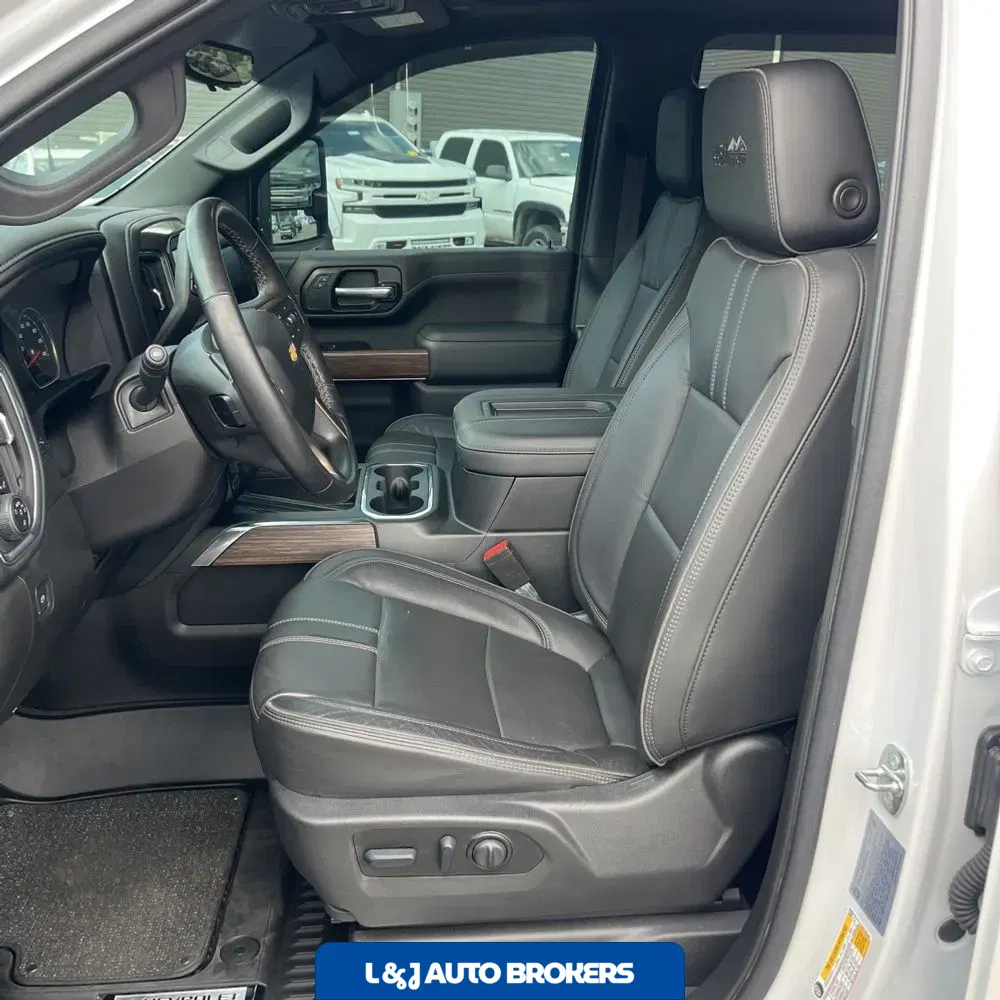 2022 Chevrolet Silverado 3500HD High Country