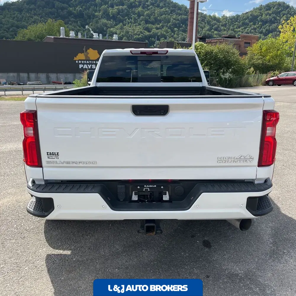 2022 Chevrolet Silverado 3500HD High Country