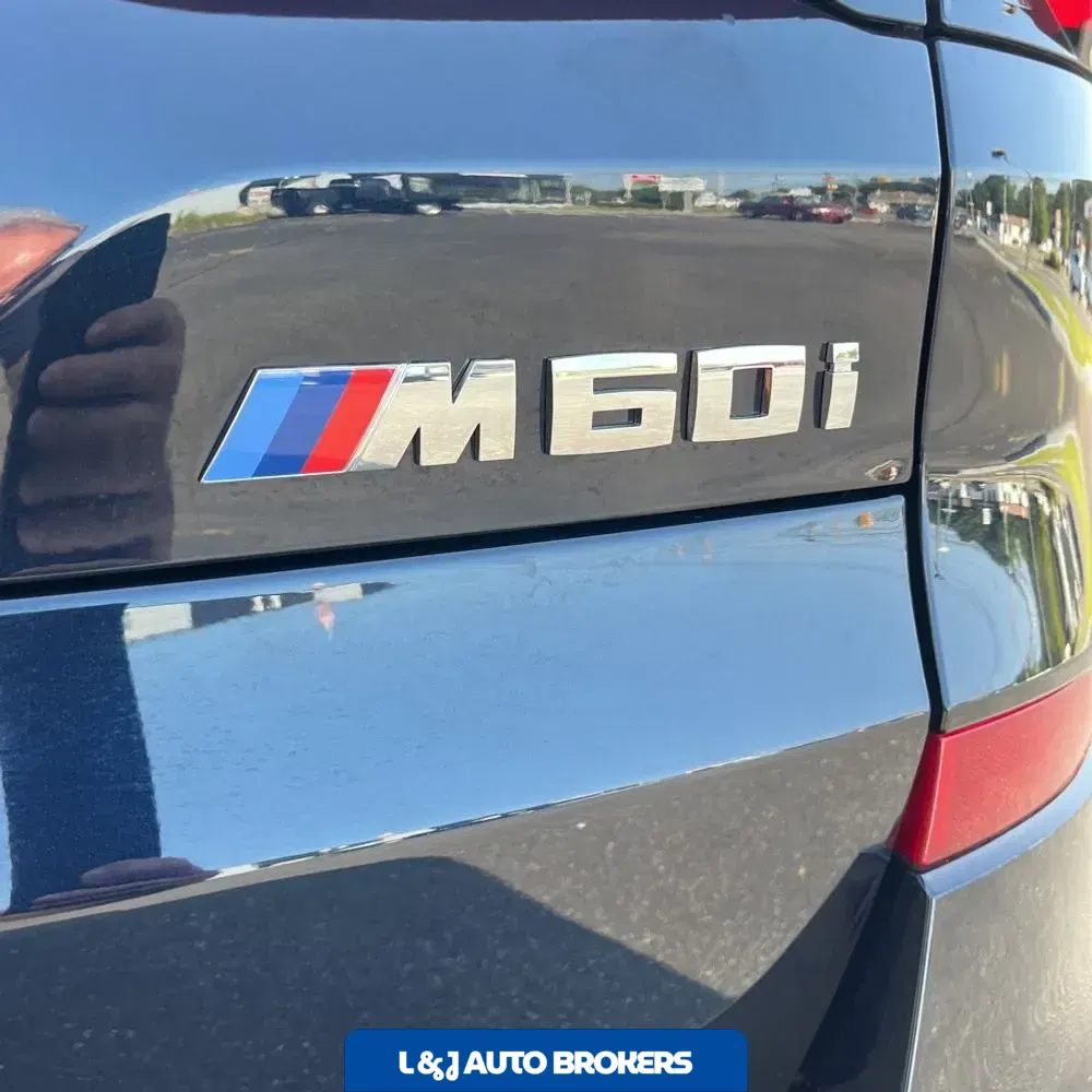 2025 BMW X5 M60i