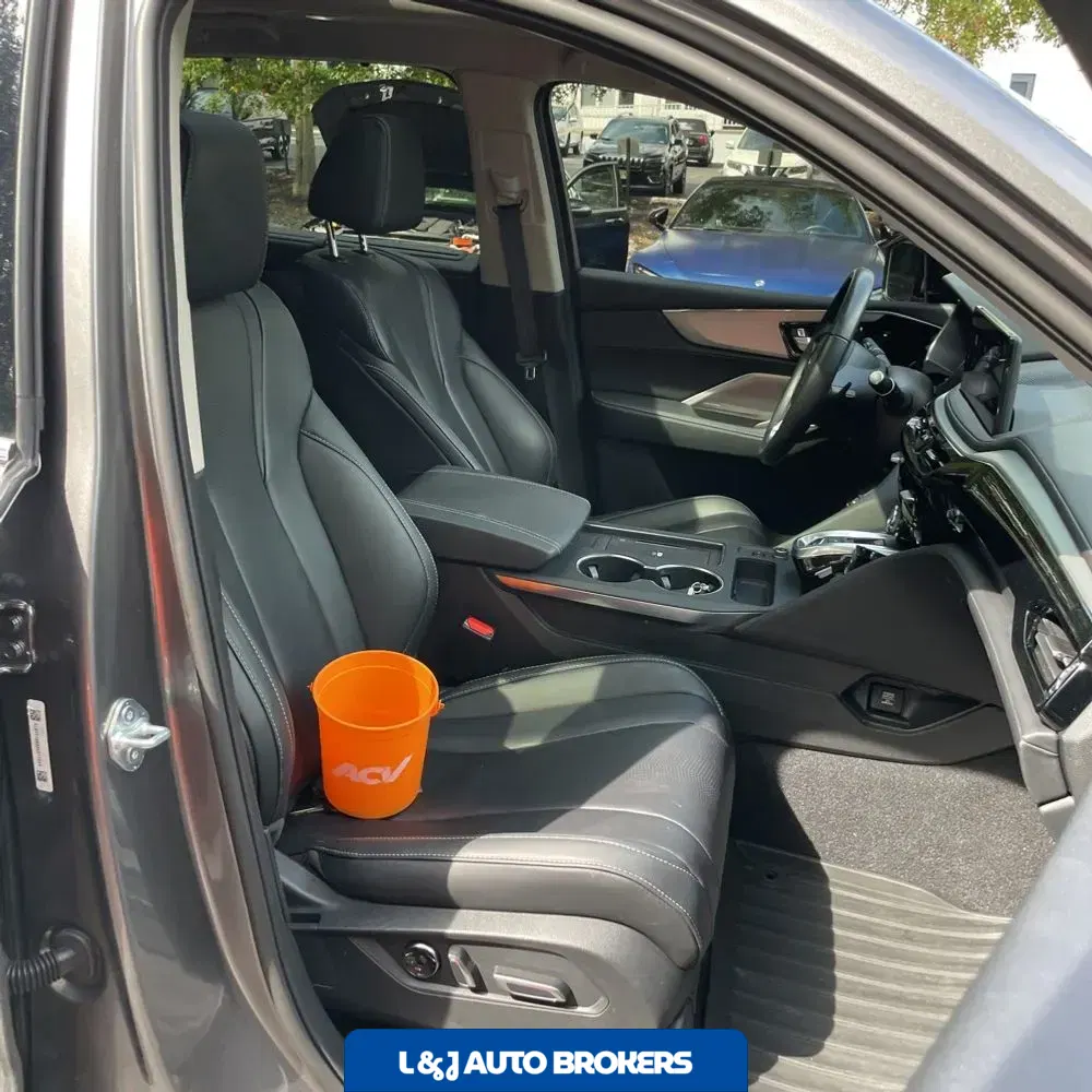 2025 Acura MDX SH-AWD w/Tech