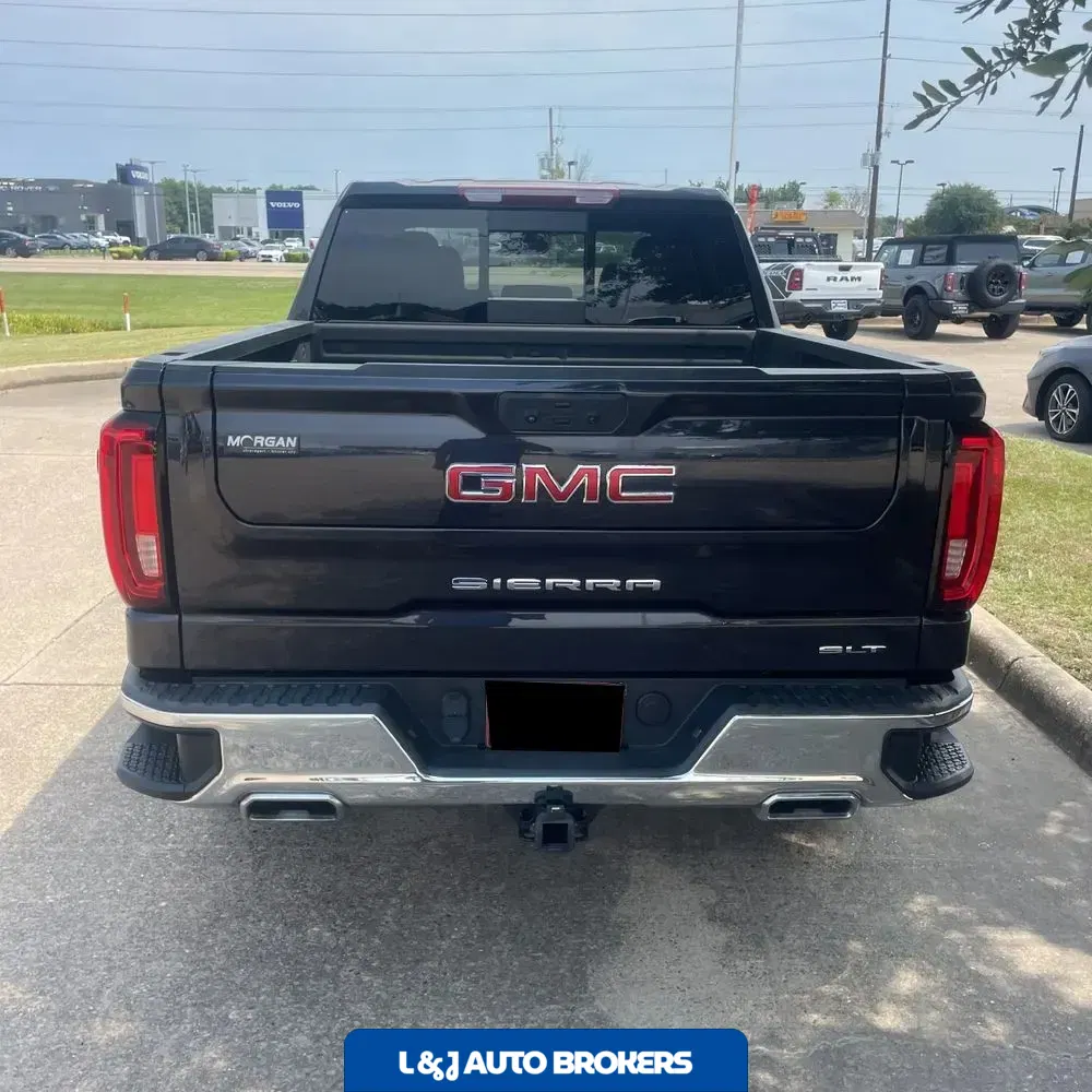 2022 GMC Sierra 1500 SLT