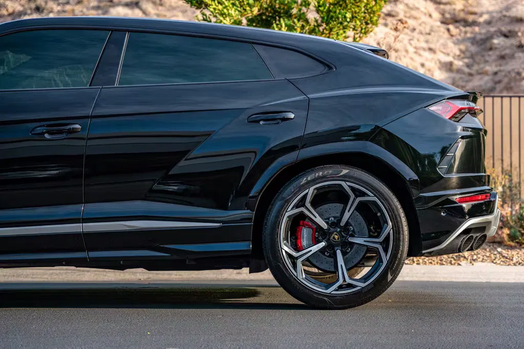 2020 Lamborghini Urus