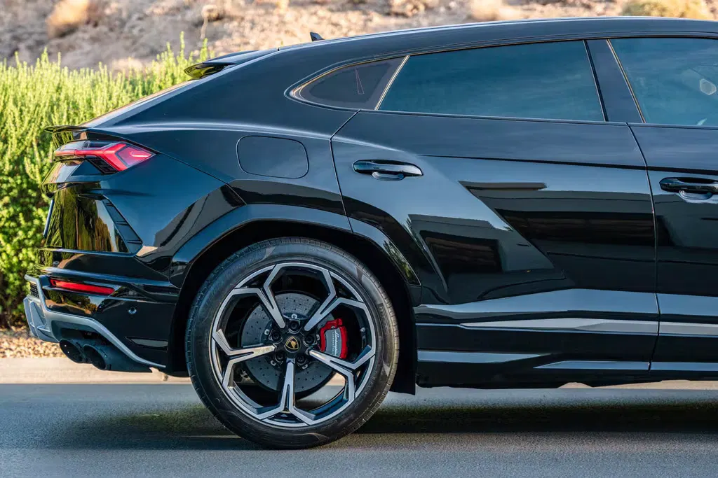 2020 Lamborghini Urus