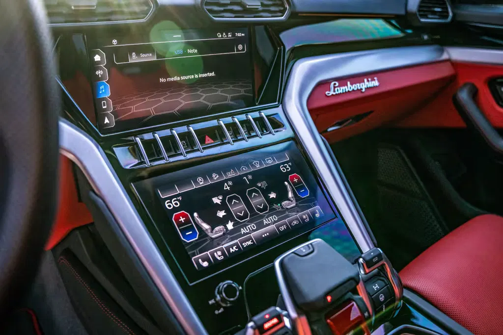 2020 Lamborghini Urus