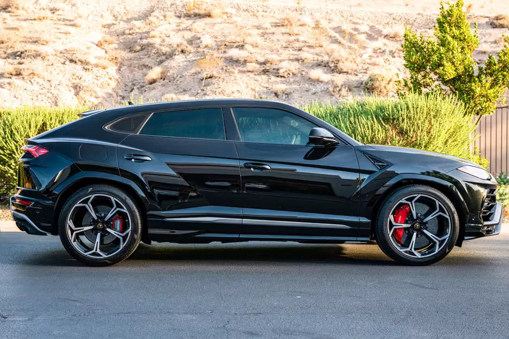 2020 Lamborghini Urus