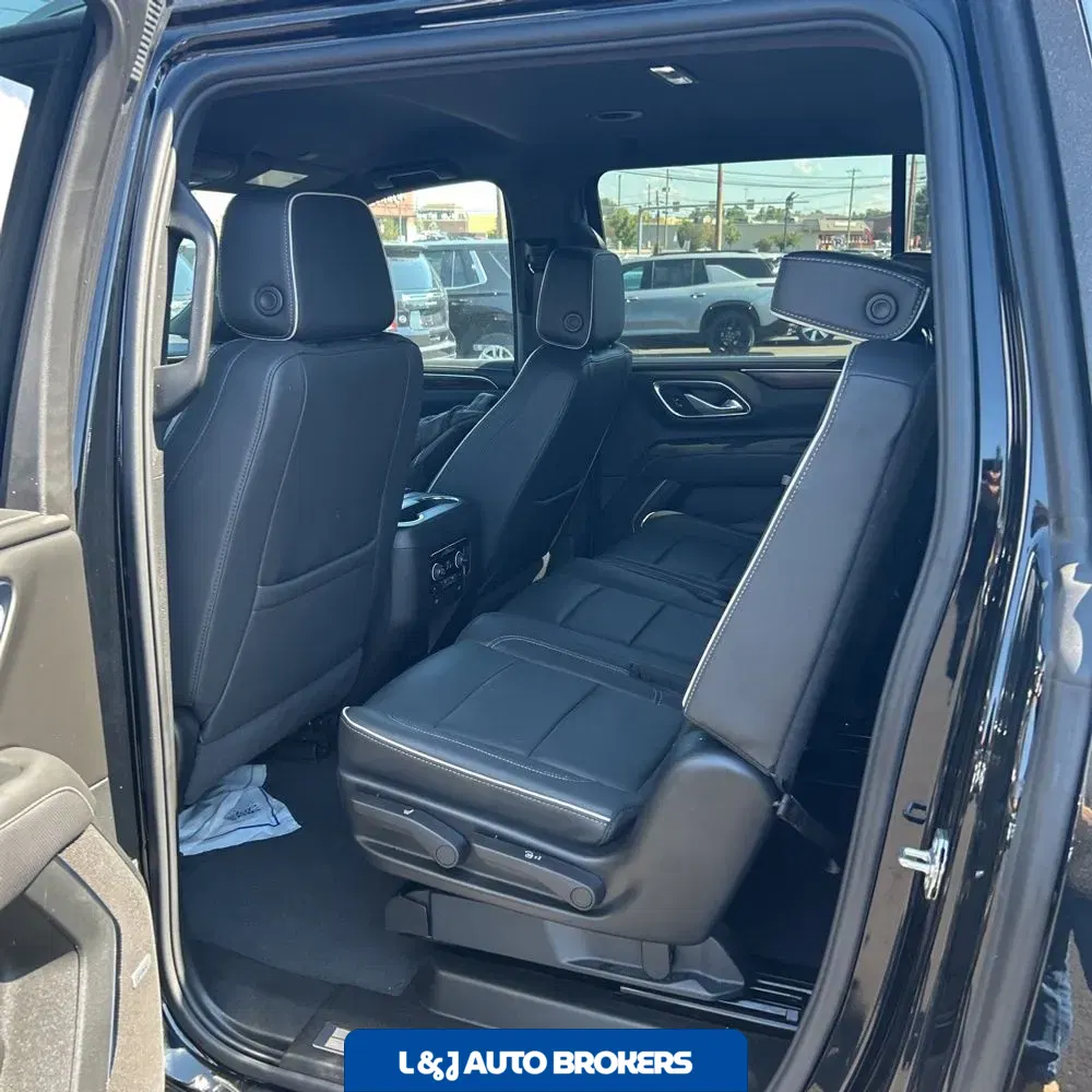 2024 Chevrolet Suburban Premier