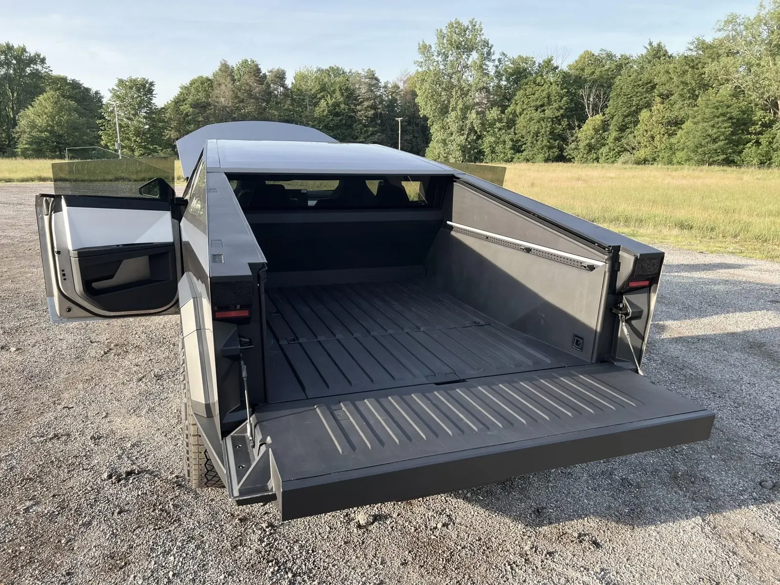 2024 Tesla Cybertruck AWD Foundation Series