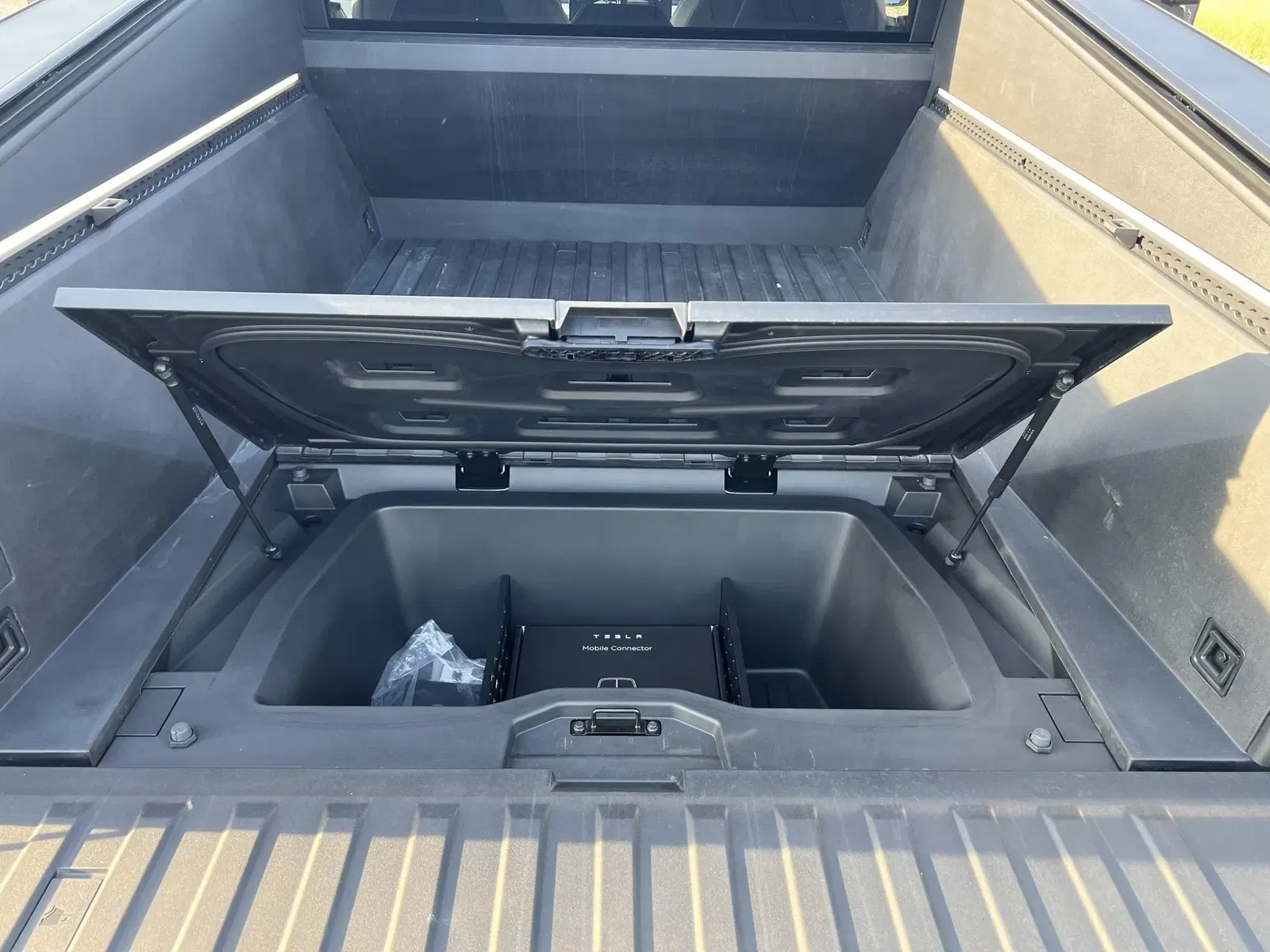 2024 Tesla Cybertruck AWD Foundation Series
