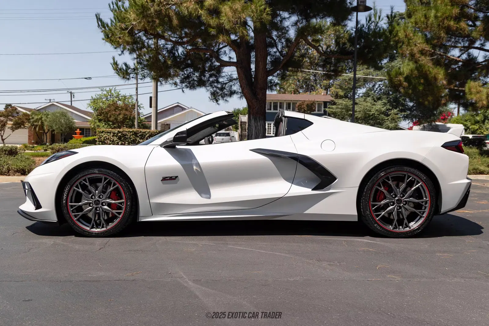 2023 Chevrolet Corvette Stingray Coupe 3LT Z51 70th Anniversary Edition