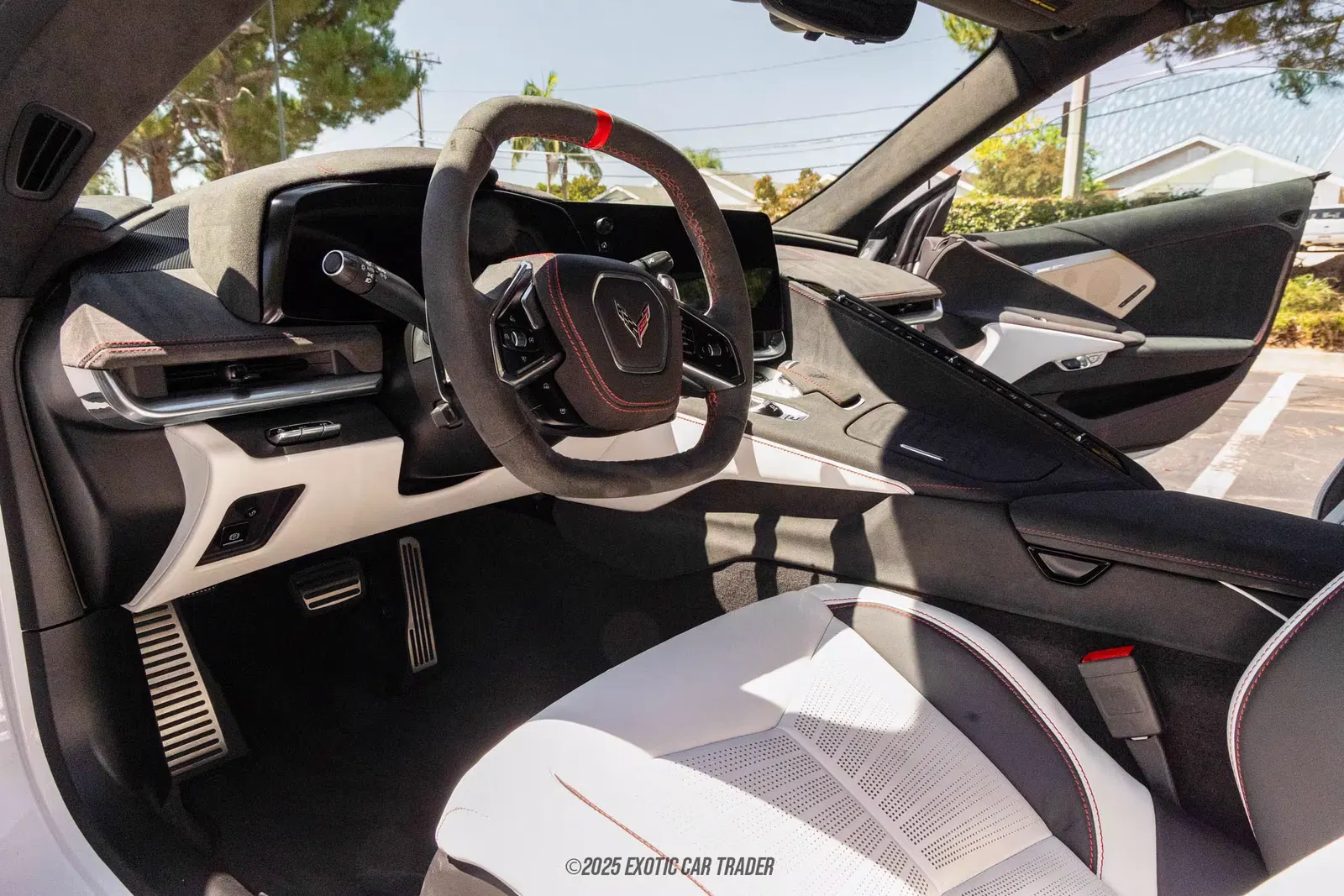 2023 Chevrolet Corvette Stingray Coupe 3LT Z51 70th Anniversary Edition