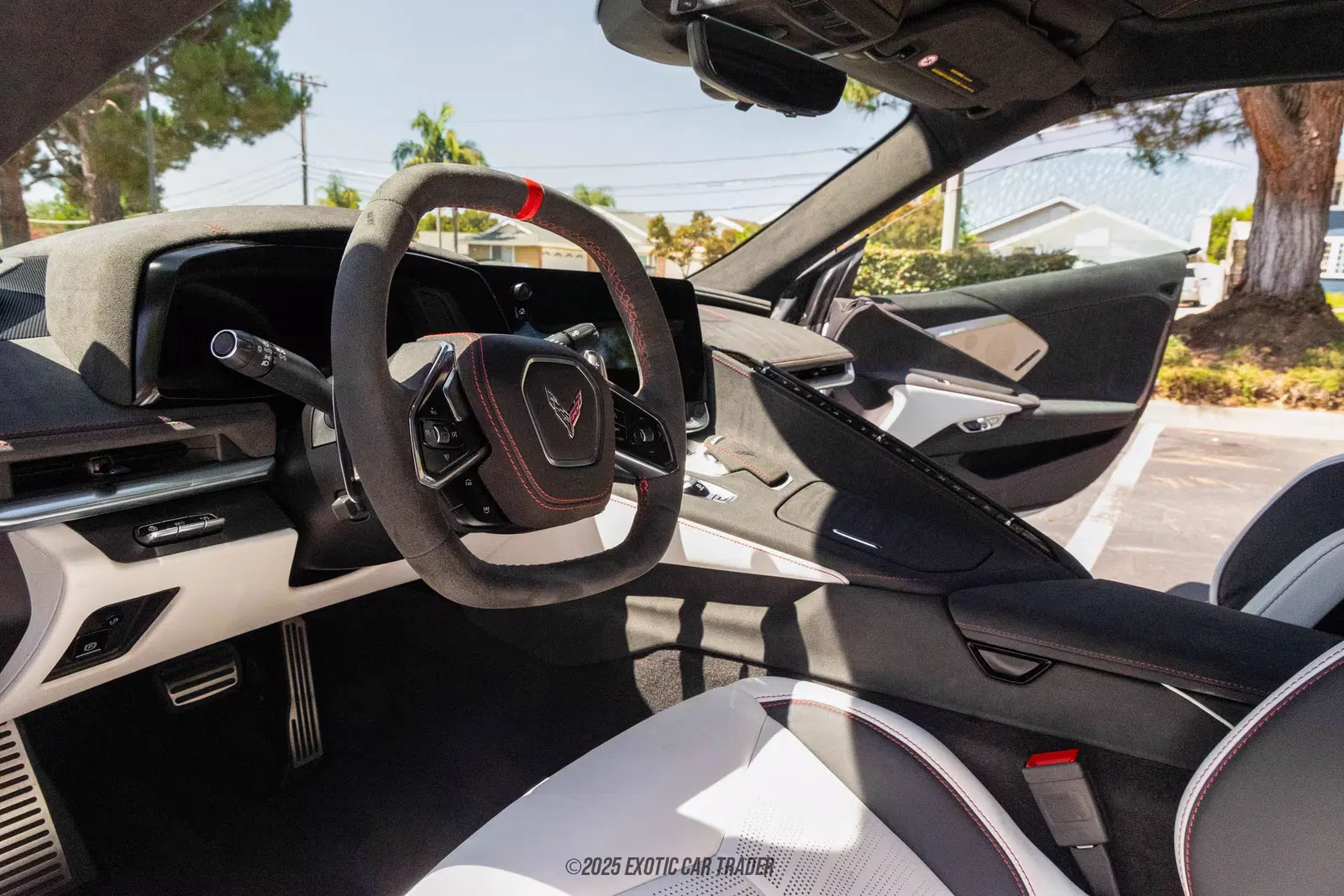 2023 Chevrolet Corvette Stingray Coupe 3LT Z51 70th Anniversary Edition