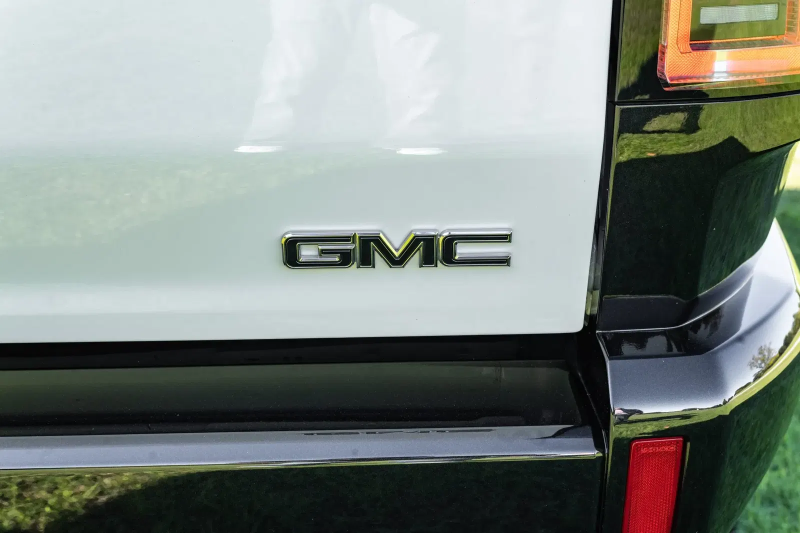 2022 GMC Hummer EV Pickup Edition 1