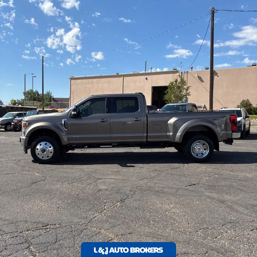 2022 Ford F-450 Super Duty Lariat
