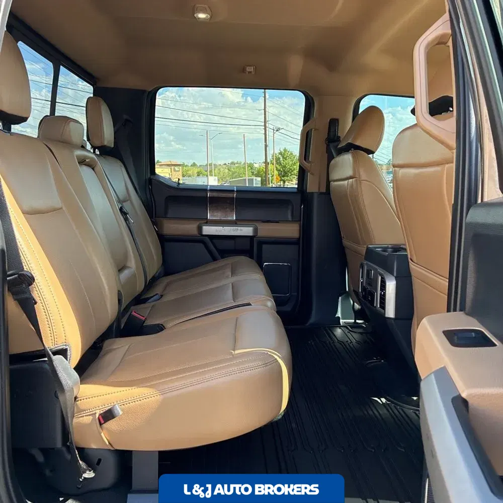 2022 Ford F-450 Super Duty Lariat