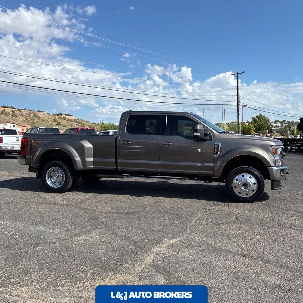 2022 Ford F-450 Super Duty Lariat