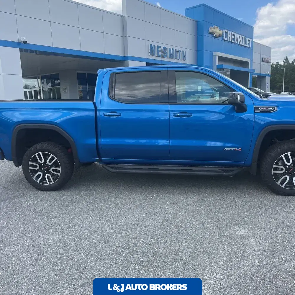 2024 GMC Sierra 1500 AT4