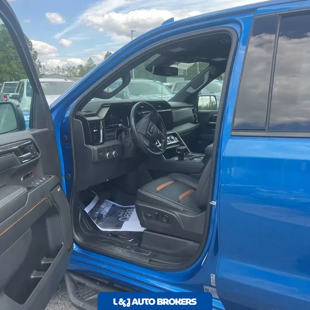 2024 GMC Sierra 1500 AT4