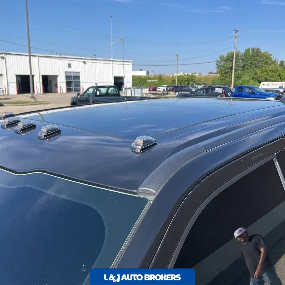 2025 Ford F-450 Super Duty Platinum