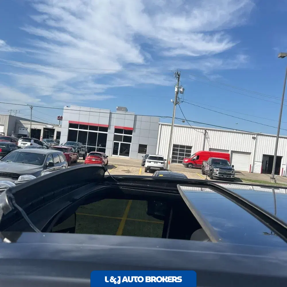 2025 Ford F-450 Super Duty Platinum