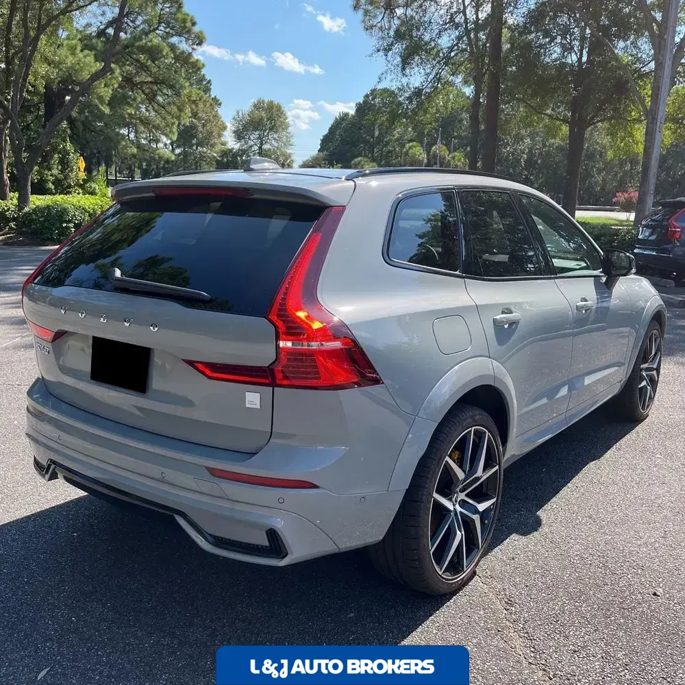 2025 Volvo XC60 T8 - Polestar PHEV