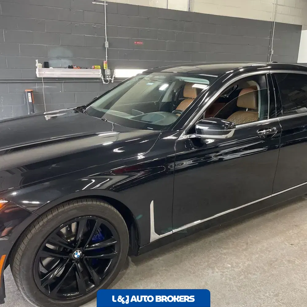 2022 BMW 7-Series 750xi