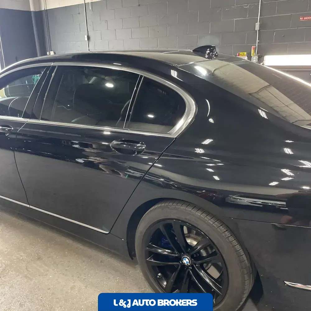 2022 BMW 7-Series 750xi