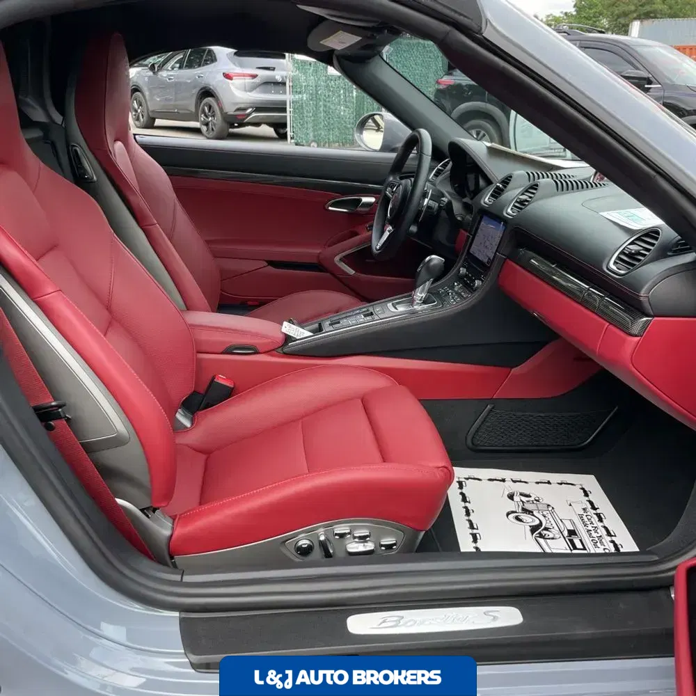 2023 Porsche 718 Boxster S