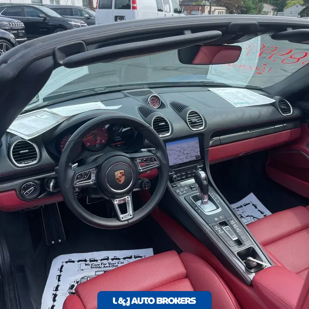 2023 Porsche 718 Boxster S