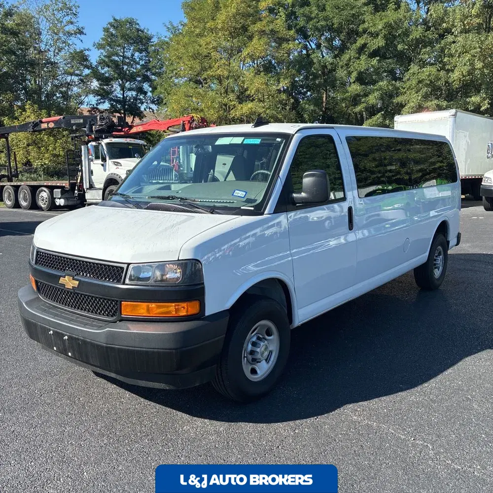 2024 Chevrolet Express LS 3500