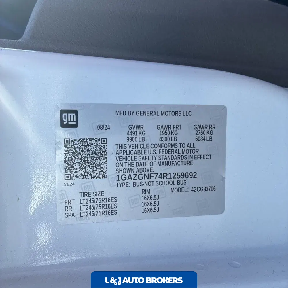 2024 Chevrolet Express LS 3500