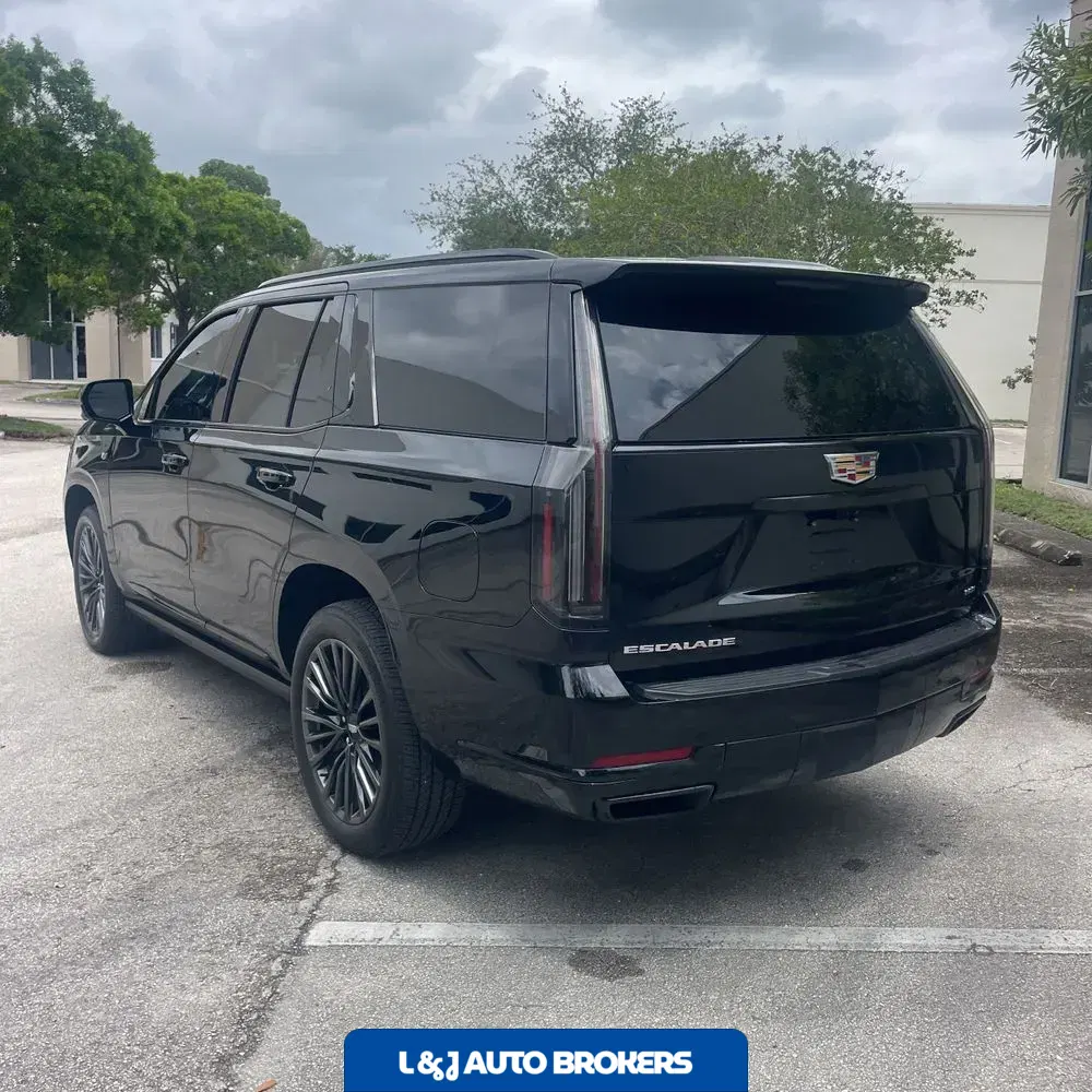 2025 Cadillac Escalade Sport Platinum