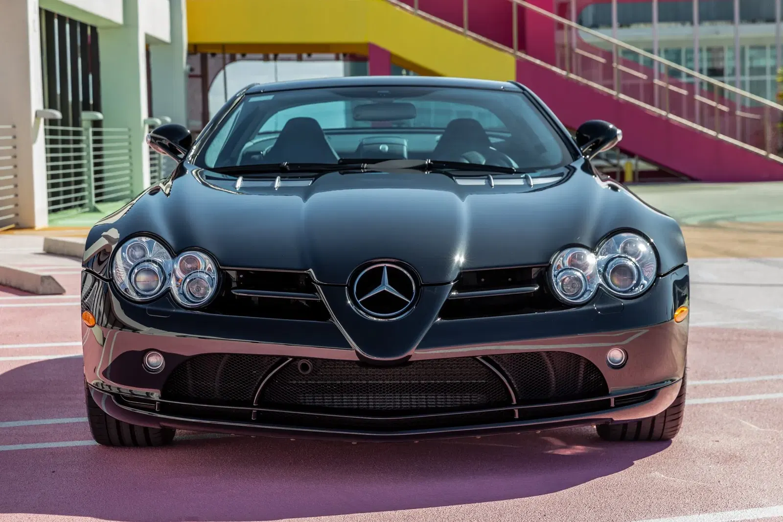 2,700-Mile 2006 Mercedes-Benz SLR McLaren