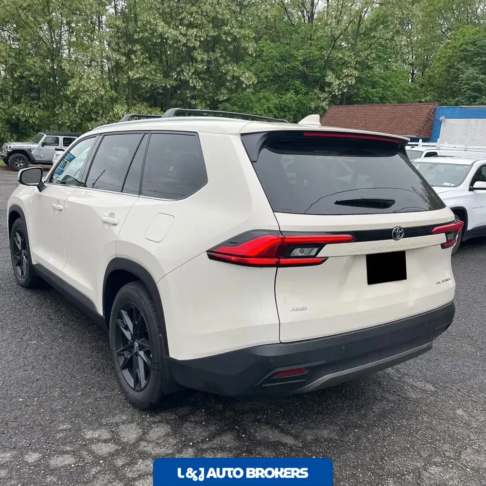 2024 Toyota Grand Highlander Platinum