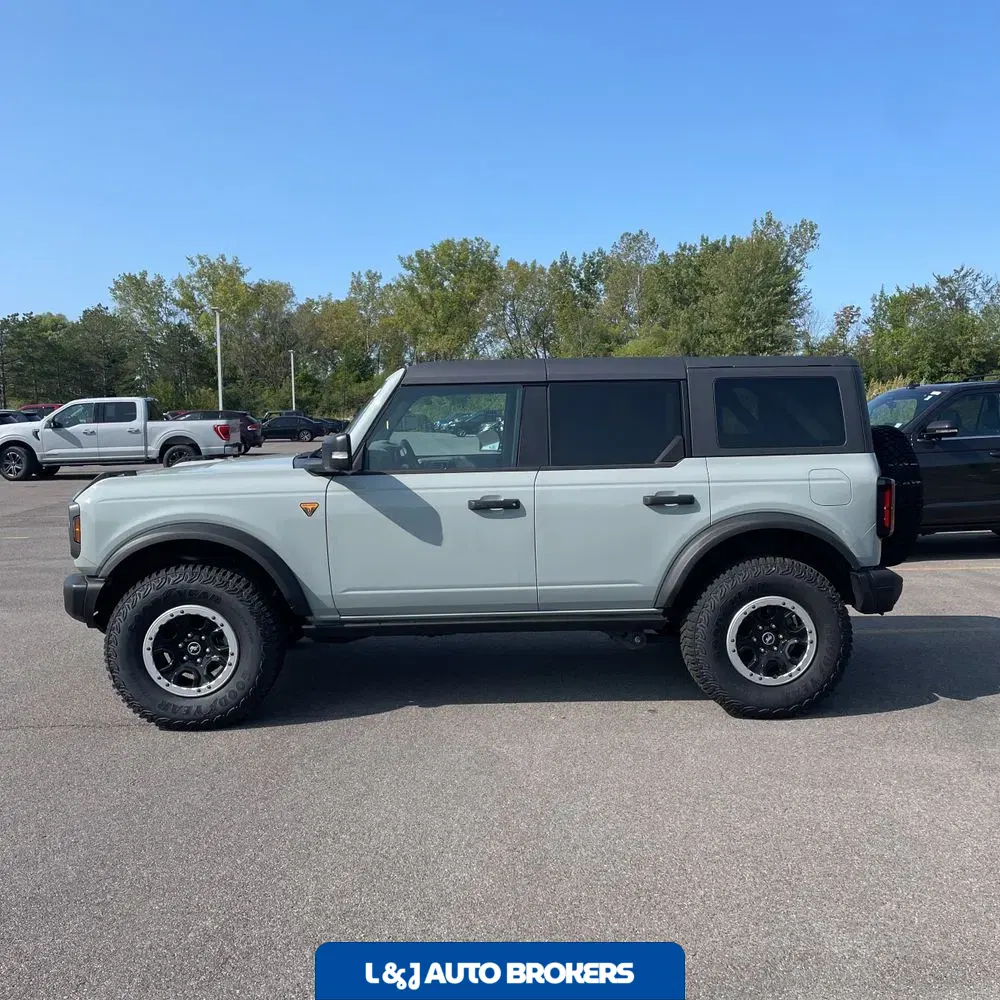 2023 Ford Bronco Badlands Advanced