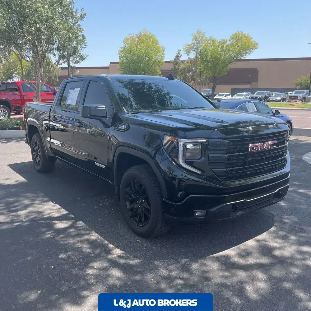 2025 GMC Sierra 1500 Elevation