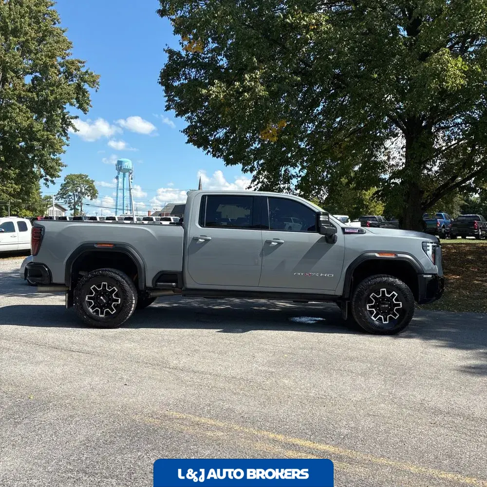 2025 GMC Sierra 2500 AT4X