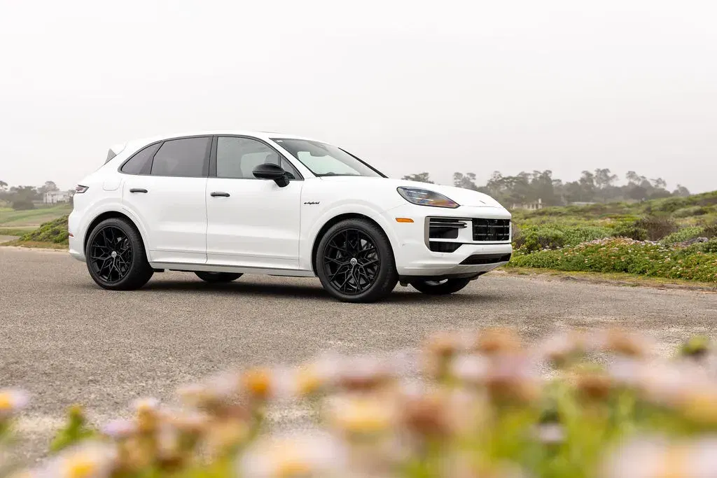 2025 Porsche Cayenne Turbo E-Hybrid