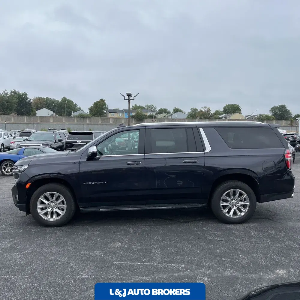 2023 Chevrolet Suburban Premier