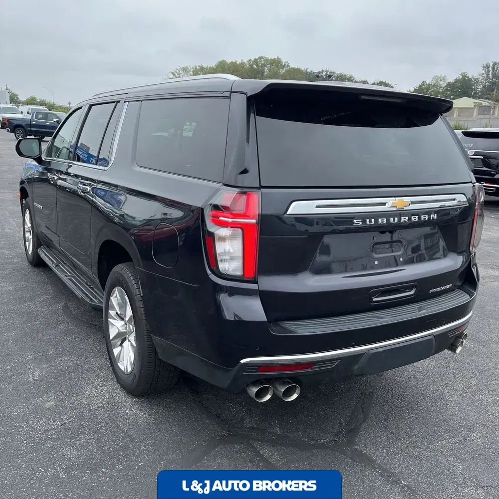 2023 Chevrolet Suburban Premier
