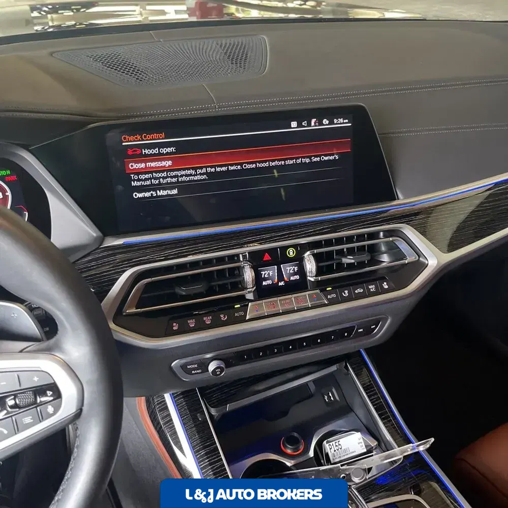 2022 BMW X7 M50i