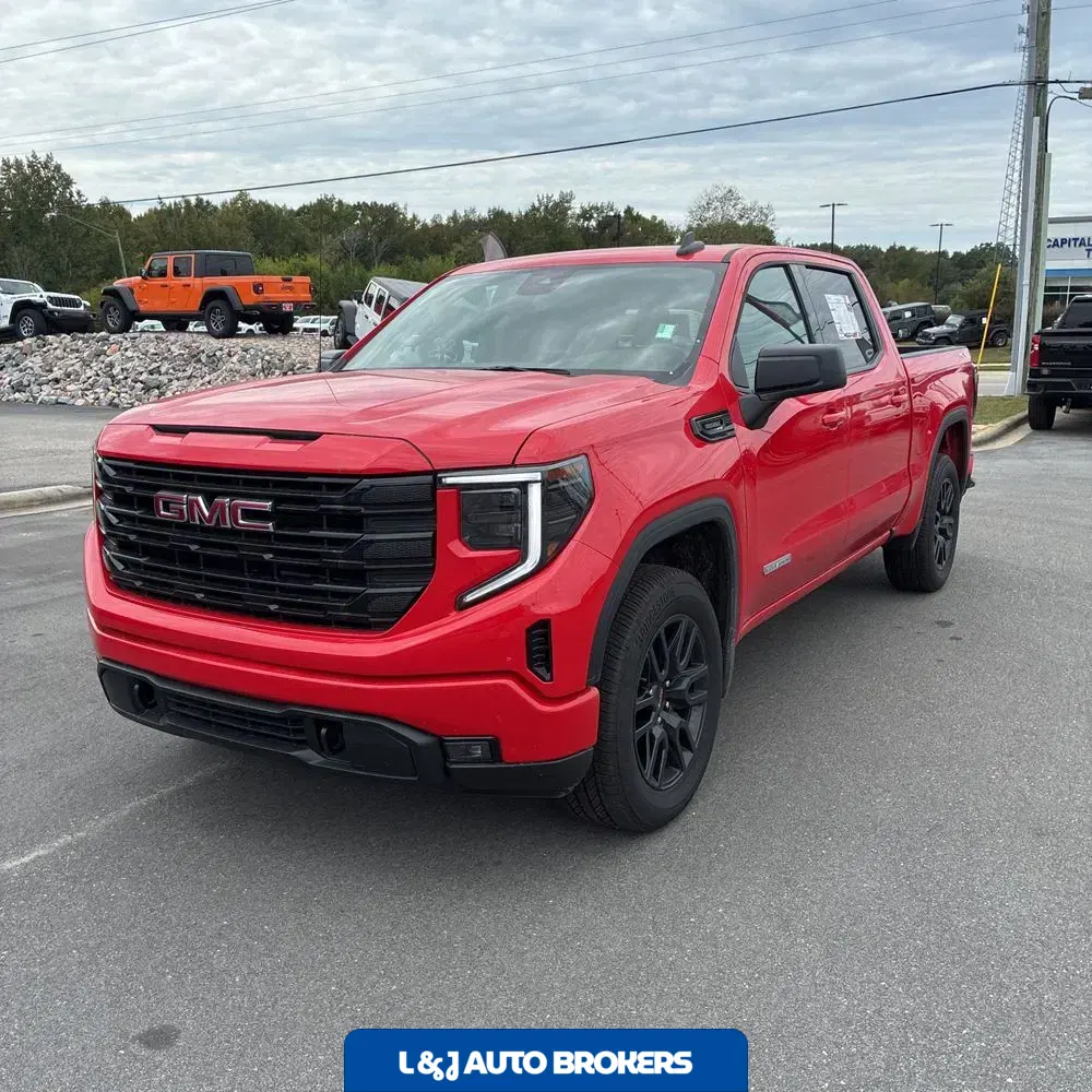 2025 GMC Sierra 1500 Elevation Standard