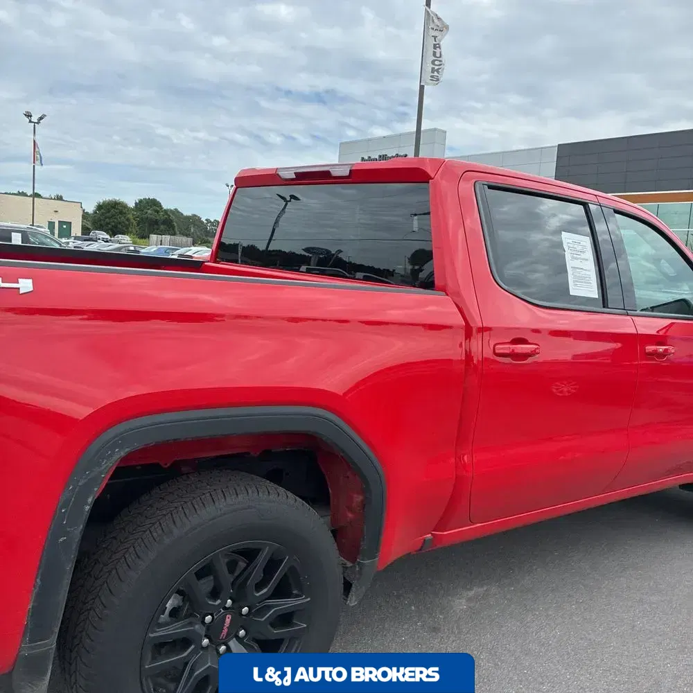 2025 GMC Sierra 1500 Elevation Standard