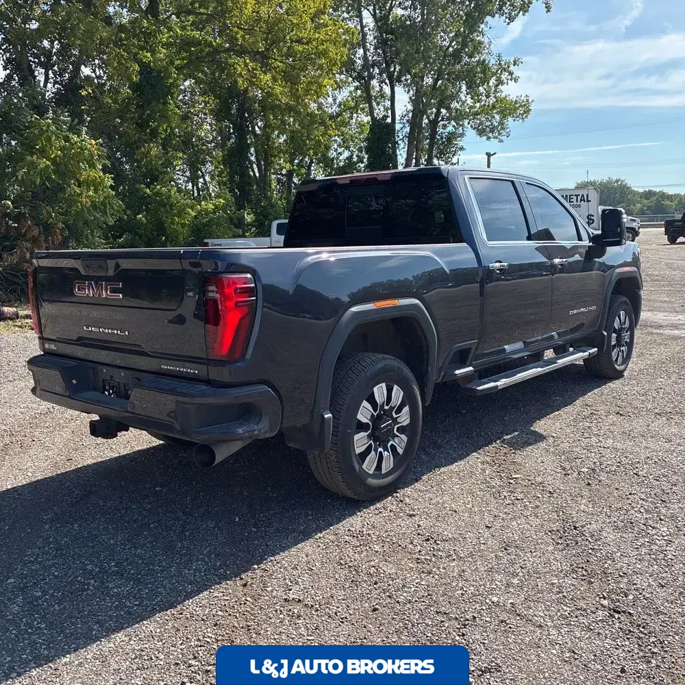 2024 GMC Sierra 3500 Denali