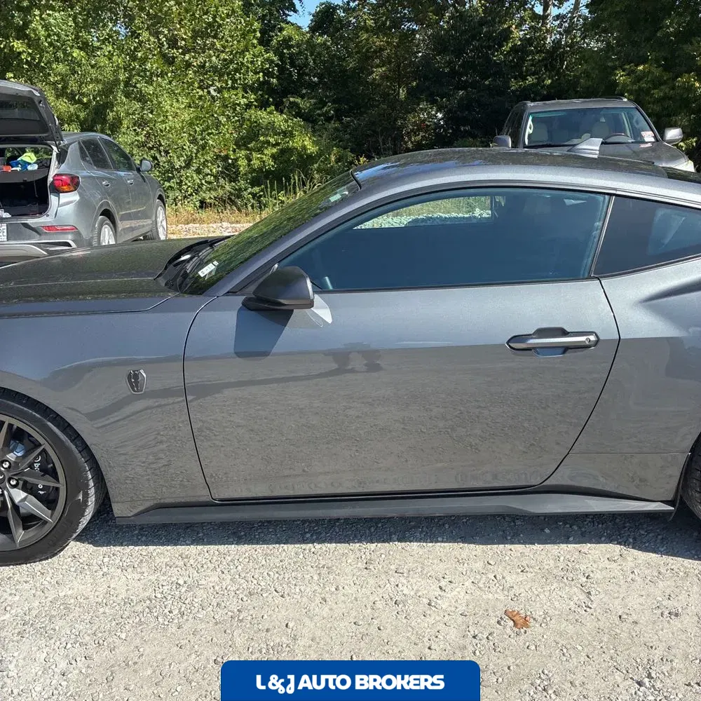 2024 Ford Mustang Dark Horse