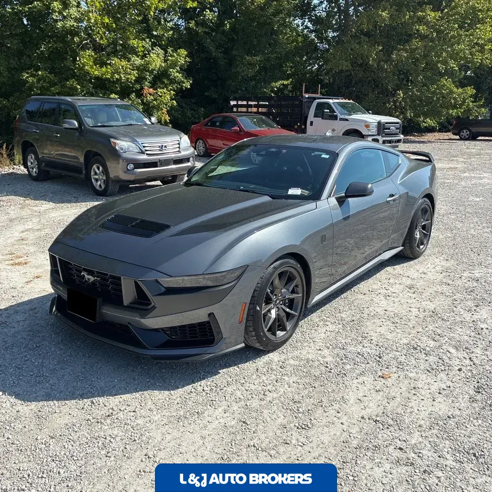 2024 Ford Mustang Dark Horse