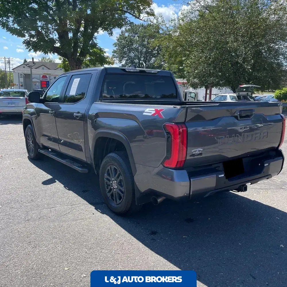 2024 Toyota Tundra SR5