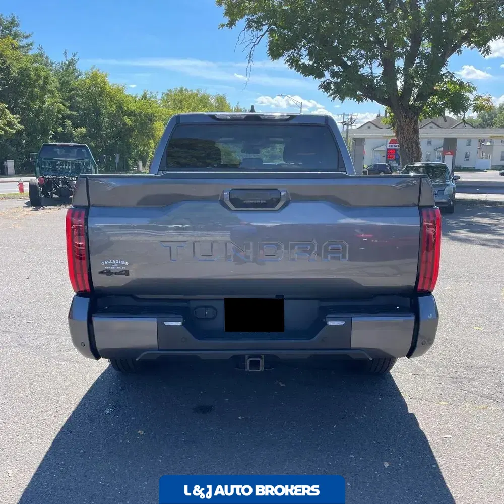 2024 Toyota Tundra SR5
