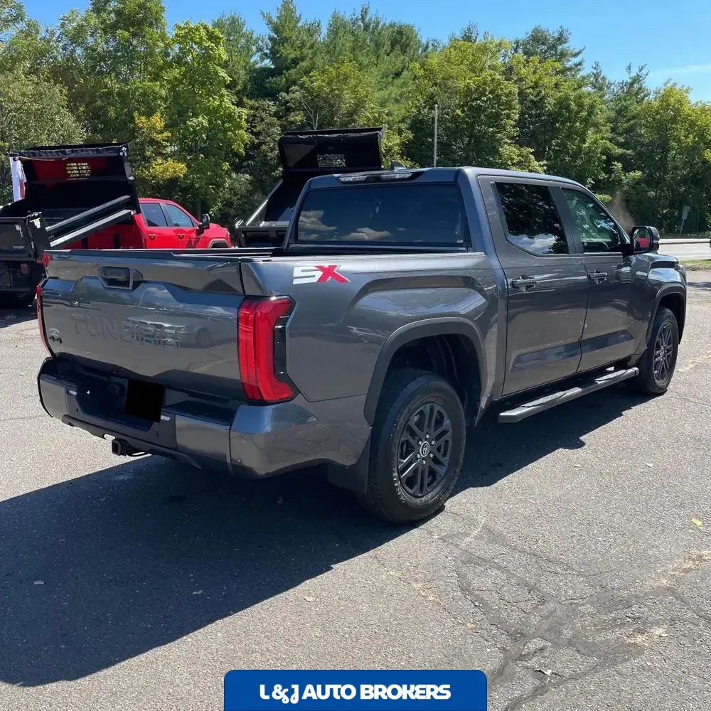 2024 Toyota Tundra SR5