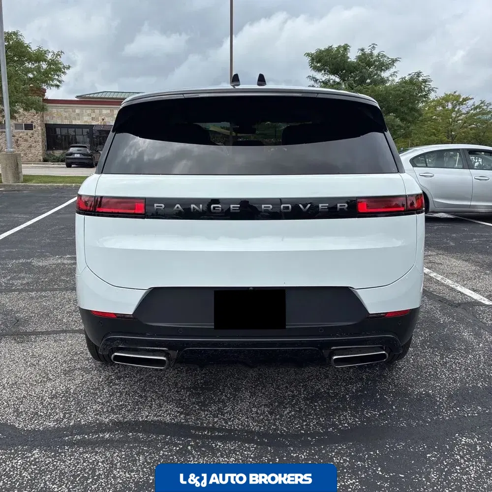 2024 Land Rover Range Rover Sport P360 SE