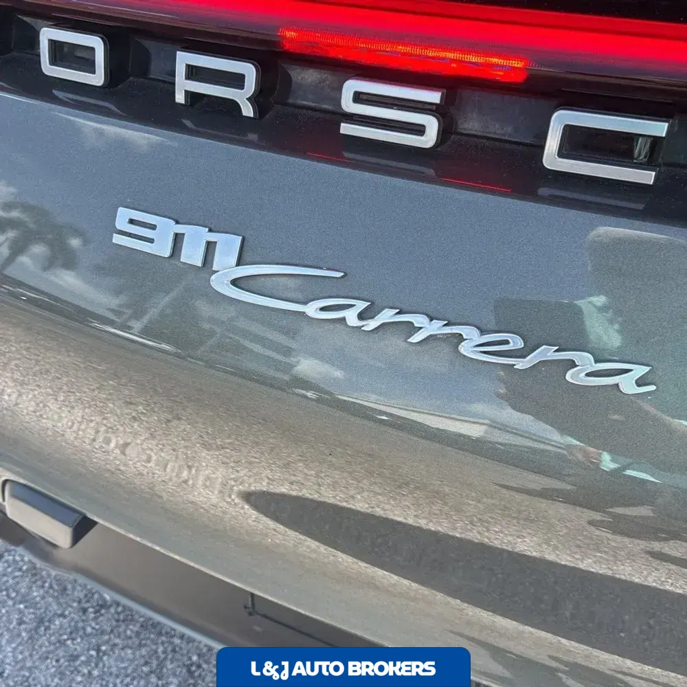 2020 Porsche 911 Carrera Cabriolet